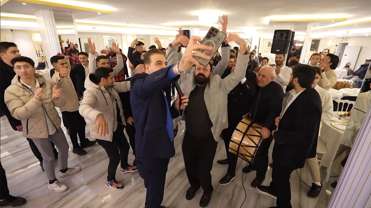 حفل زفاف العريس حسن ابن السيد جمال قدور مع الفنان\عزيز نصر\ جزء 2