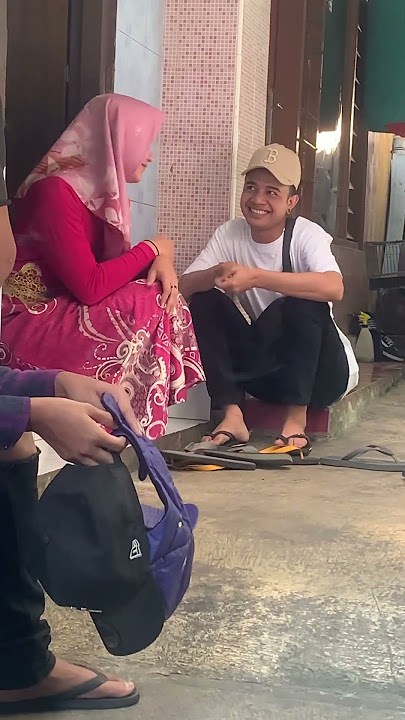 RASEL DAN RATNA PACARAN DIDEPAN RUMAH MAKTON