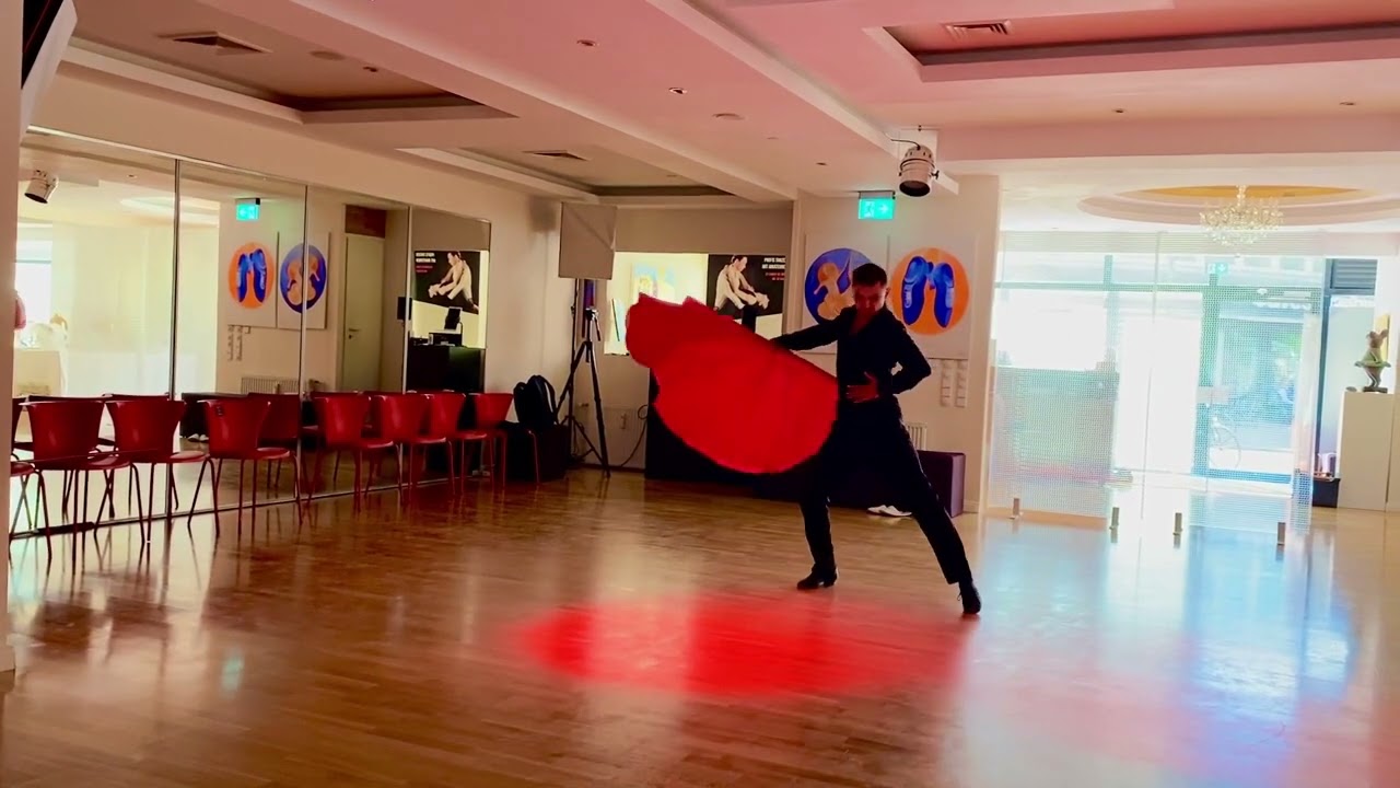 Zsolt Sándor Cseke | Ehrengast bei AGENS PRO-AM ® Tanz-und Trainingsschule | 10 Jahre  |