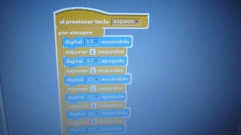 S4A - 02: Encendido secuencial de tres leds
