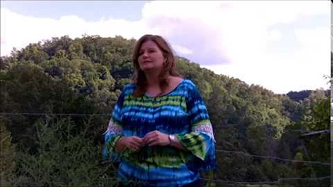 TEN COMMANDMENTS sung by Rhonda Hunt ( Grace Harmo
