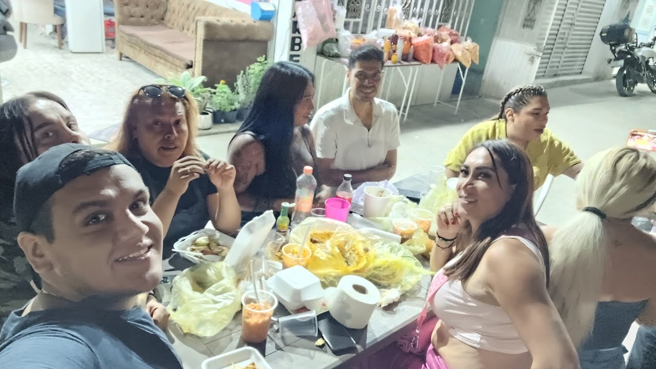 Segimos con las chicas en yumi kay