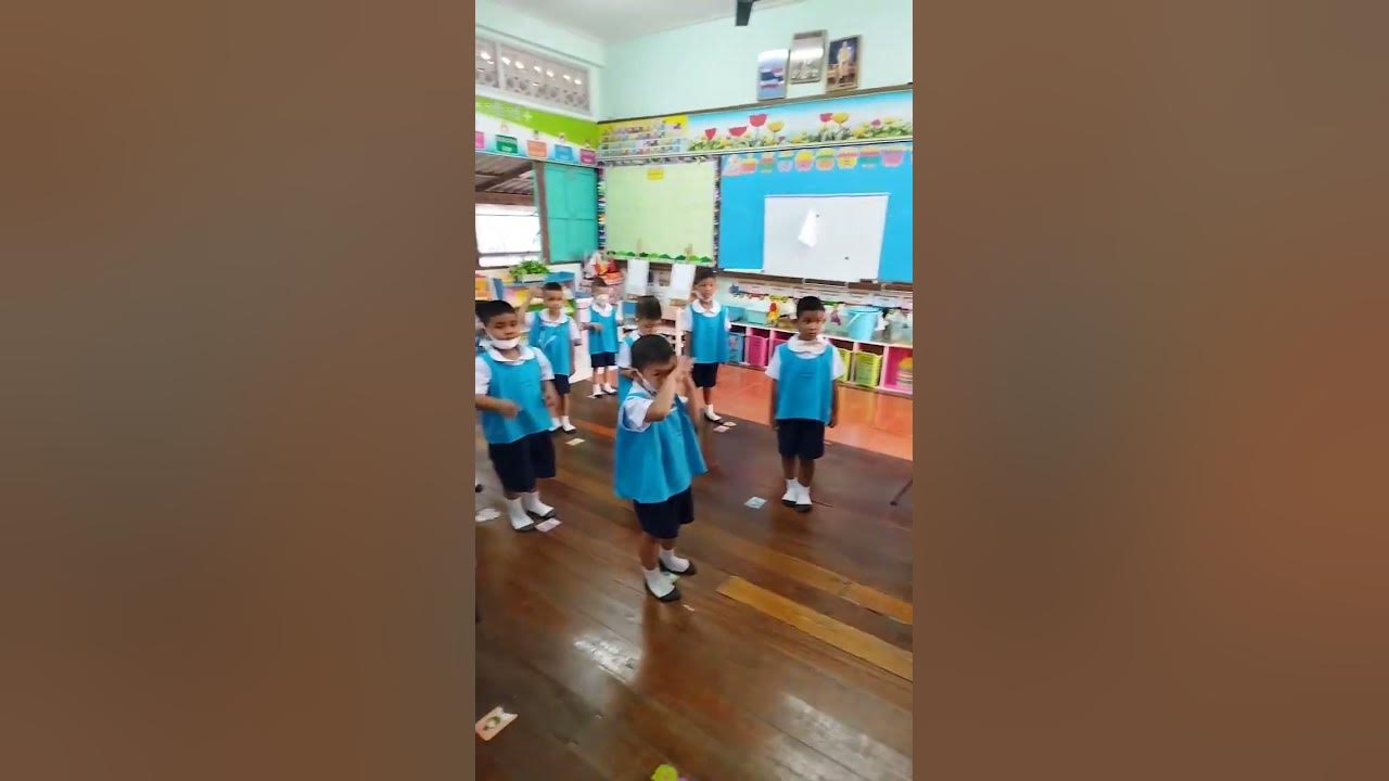 Together we are a family ❤ | Kid's action song #Teach #Song #action
