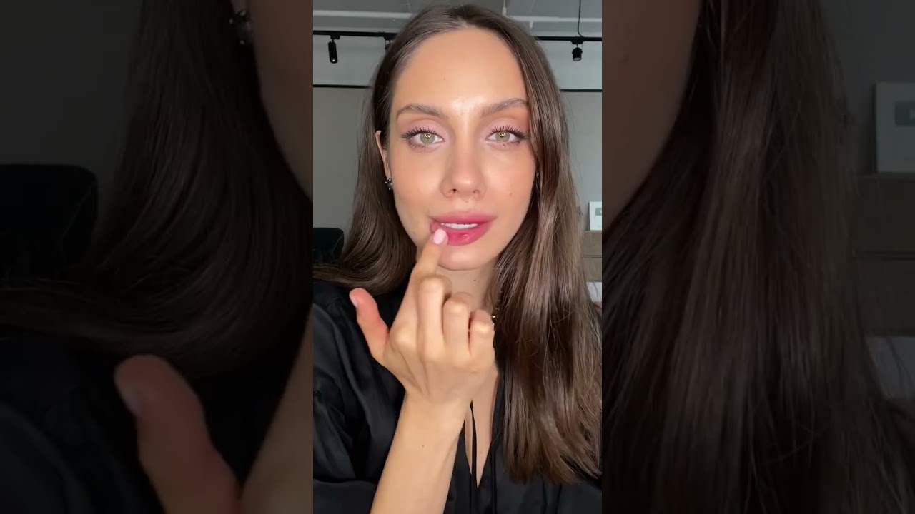 БЮДЖЕТНАЯ НОВИНКА ДЛЯ ГУБ ЗА 250 РУБЛЕЙ ❤️‍🔥 ЭТО ОГОНЬ!