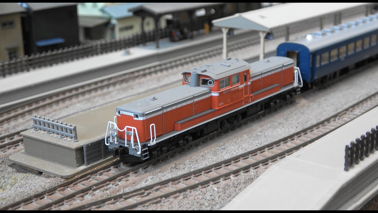 KATO EF65 500番台 20系客車寝台特急さくら - YouTube