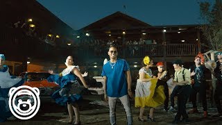 Miniatura de vídeo de "Ozuna & Generación Escogida Ft. Christian Nieves - Llegó la Navidad (Video Oficial)"