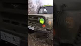 уаз и поезд