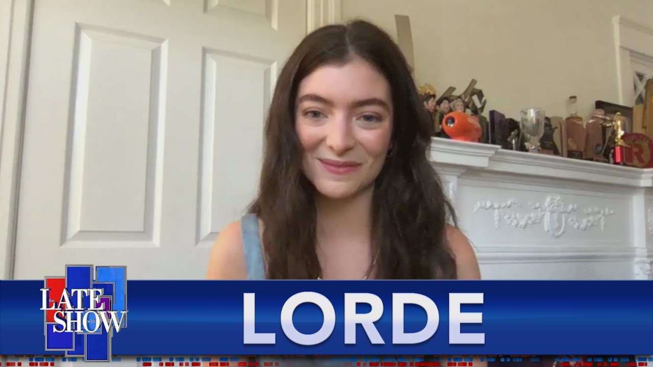 Lorde reveals how that racy photo became the cover for 'Solar Power'