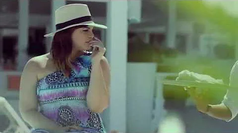 Shirley Gomez Fashion Stylist