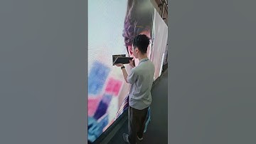 Swing left and right to install the LED screen. #leddisplay #ledvideowall #shorts #eagerled