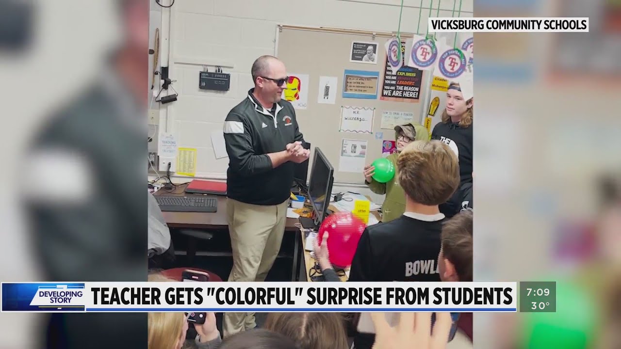 Students surprise teacher with colorblind glasses - YouTube