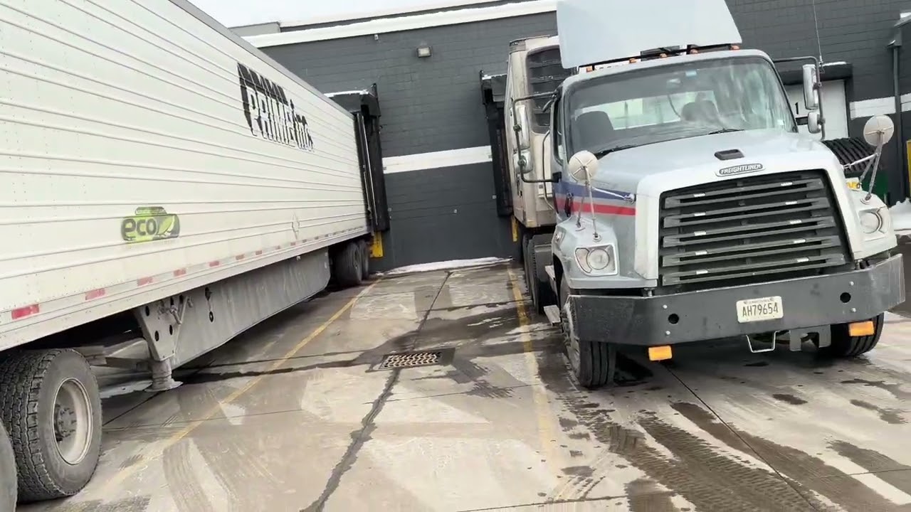 Lugar apertado para estacionar 😬🚛🇺🇸