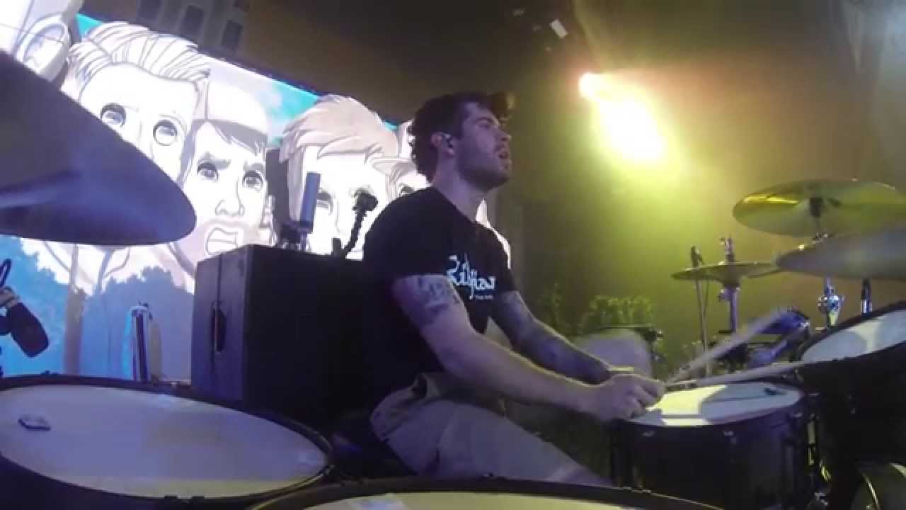 A Day To Remember - Right Back At It Again (Live) - YouTube