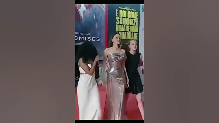 Angelina Jolie being the cutest mom #shorts #angelinajolie #ashortaday