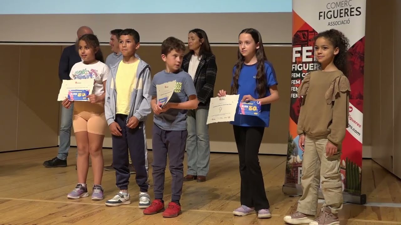 Comerç Figueres lliura els premis del 5è Concurs de Poemes Visuals