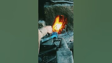 Blacksmithing-forging a pickaxe #shorts #youtubeshorts #viralvideo