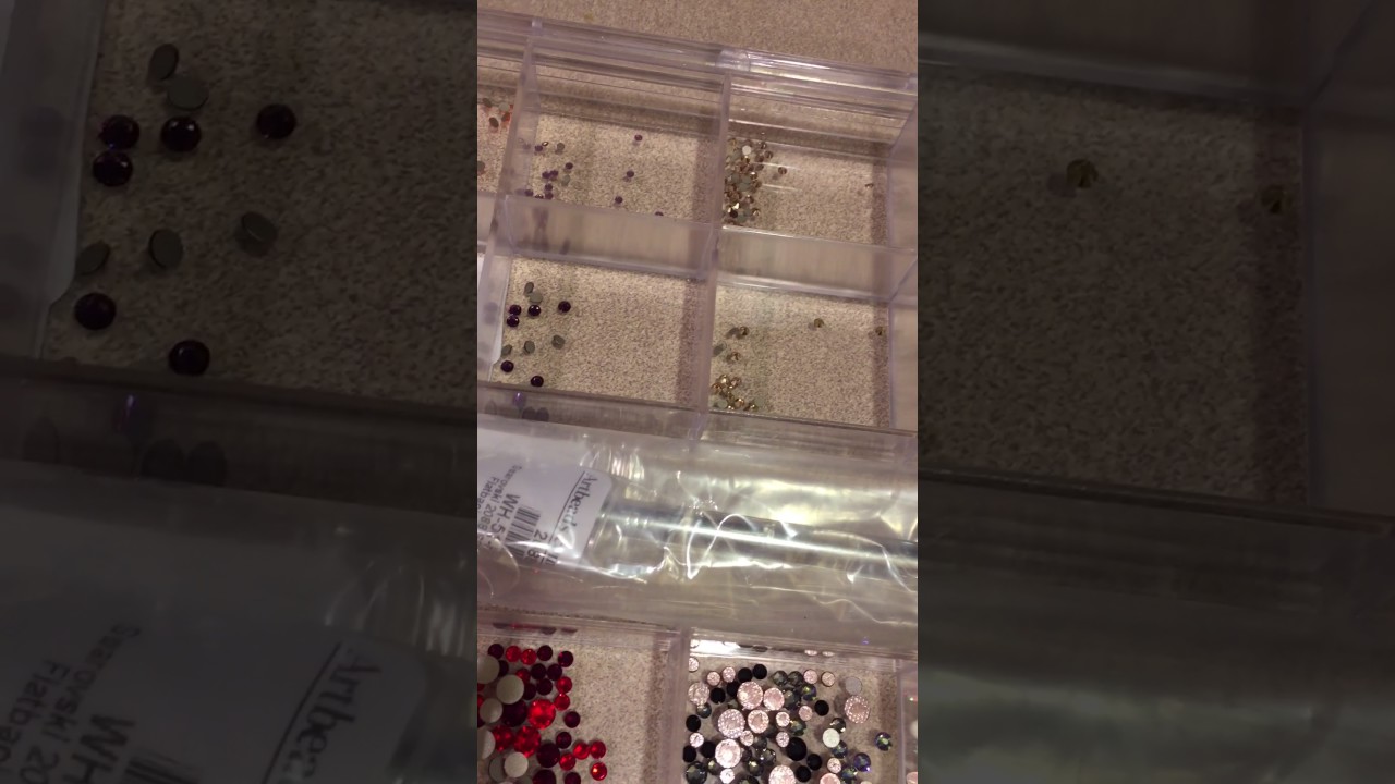 Nail Hack: DIY rhinestone picker/tool