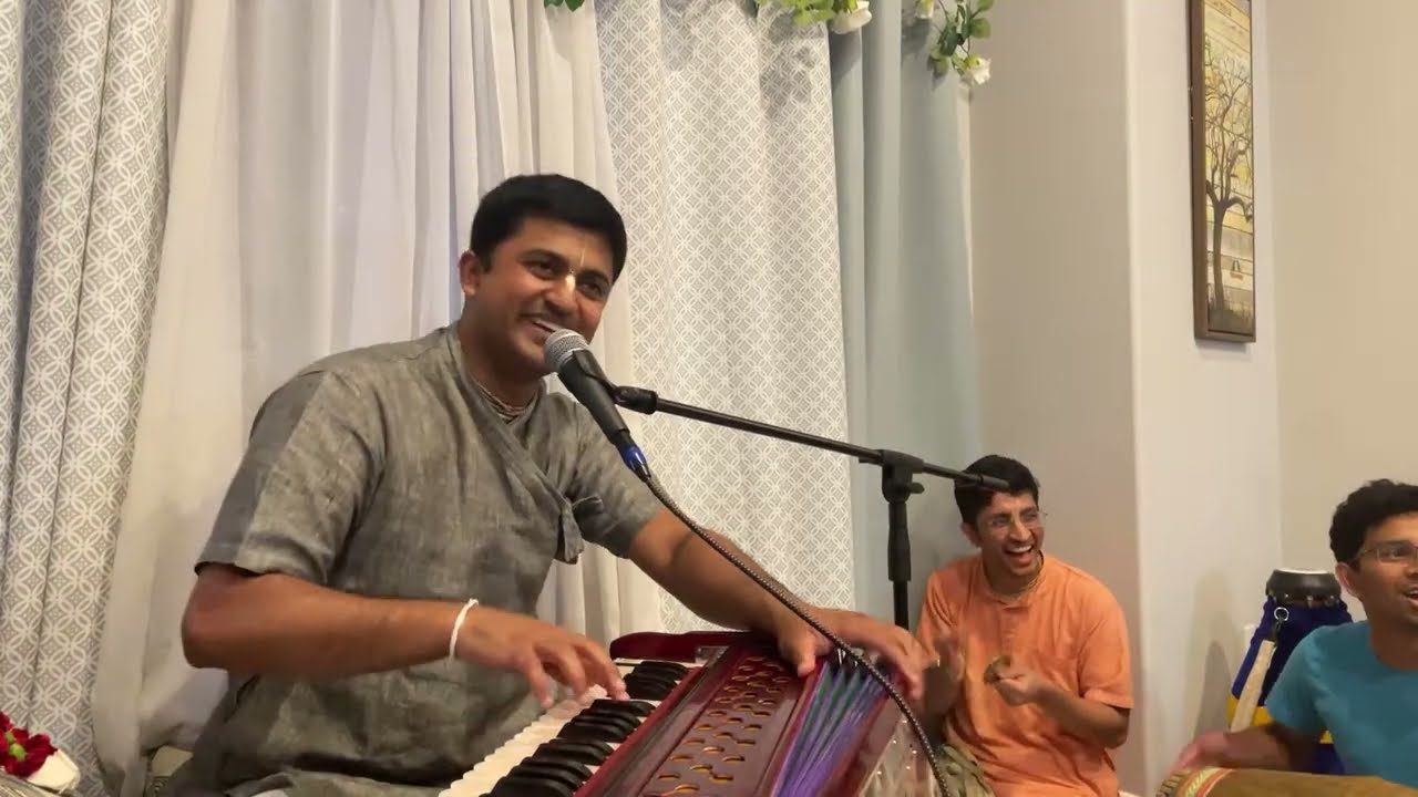 Kirtan by HG Amarendra pr by day 1