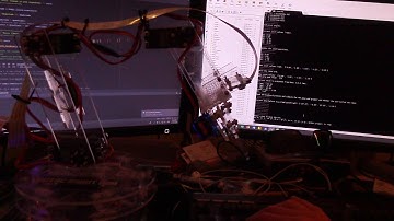 Robot Arm. Raspberry pi, python, pi camera.