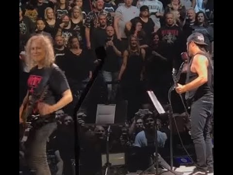 Metallica‘s Trujillo and Hammett covered Prince's “When Doves Cry” in Minneapolis