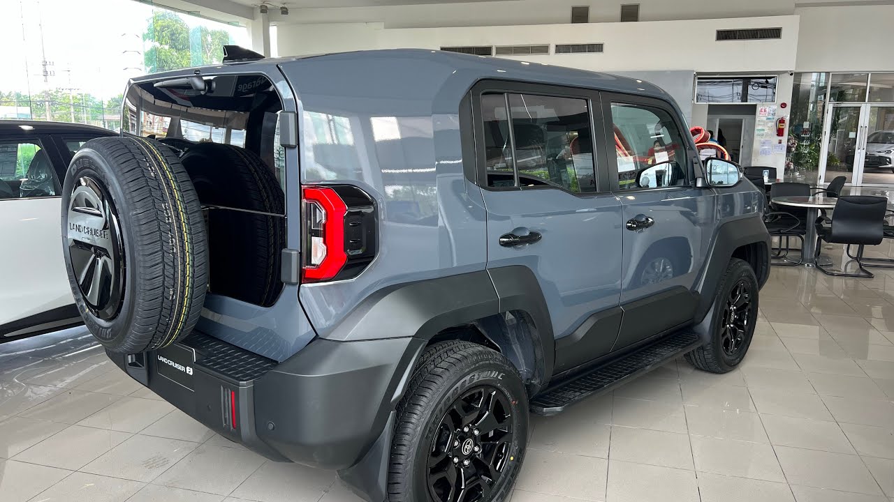 All new Toyota FJ Cruiser 2026 official premiere small Land Cruiser
