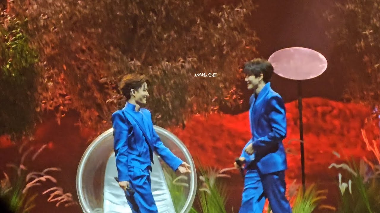 ไม่ผิดใช่ไหมที่รักเธอ - GolfMike I GOLFMIKE Bounce to the Future Concert I 02.12.2023 [5]