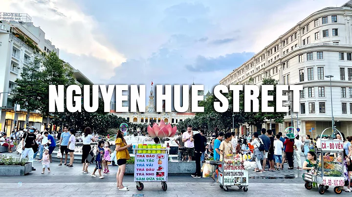 [4K] Nguyen Hue Walking Street Tour in Downtown Ho...