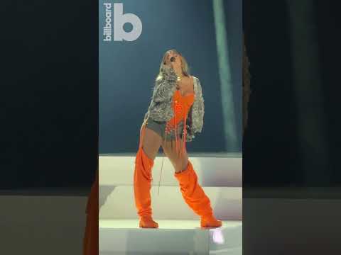 Tate McRae Slays Her Live Performance Of "Exes" | iHeart Radio Music Awards 2024 #Shorts