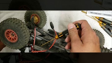 TRX-4 Dig Unit Instructions Video Part 4: Taking Out the Transmission