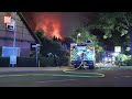 FLAMMEN-HÖLLE: Feuerwehrmann stürmt ins Inferno und rettet sieben Bewohner