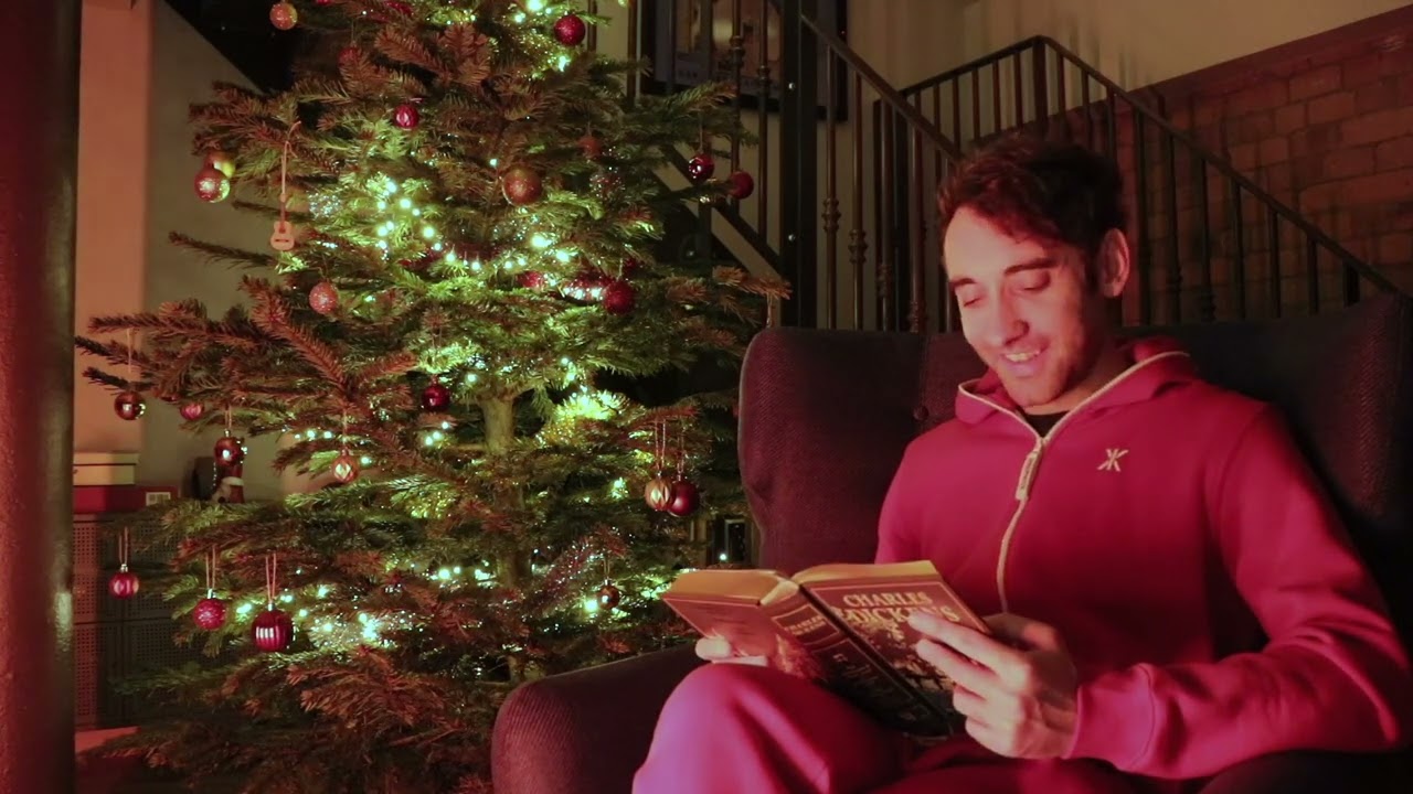 "A Christmas Carol" Cozy Nighttime Fireside Reading by BANNERS [Full Story, No Ads]