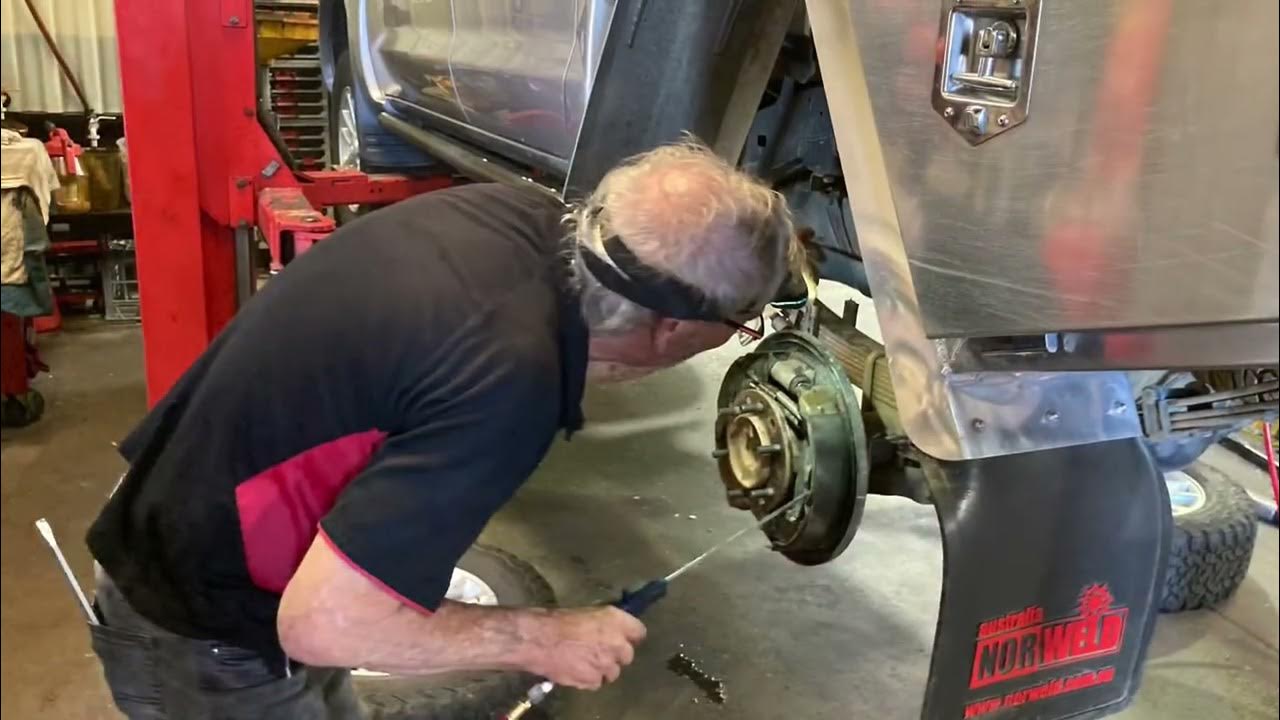 Rear DRUM BRAKE CLEAN And ADJUST on HILUX VIGO see description YouTube