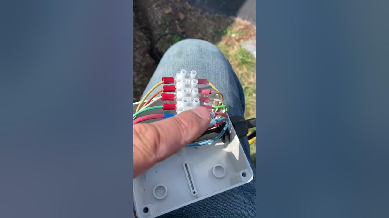 Liftmaster La400 Dual Unit Install Part 3 - YouTube
