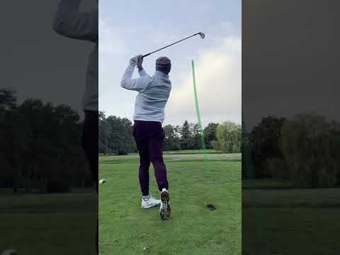 Hit EVERY Green ⛳️ How? Aim for the middle then hit a draw or cut to the flag 🎯