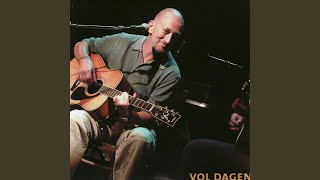 Video thumbnail of "Gerard van Maasakkers - Liedje van altijd"