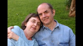 Celebrity Writer Joyce Brabner passes away at age 72 Net Worth