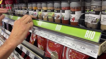 Installation de la moulure - Concept P.O.S. inc