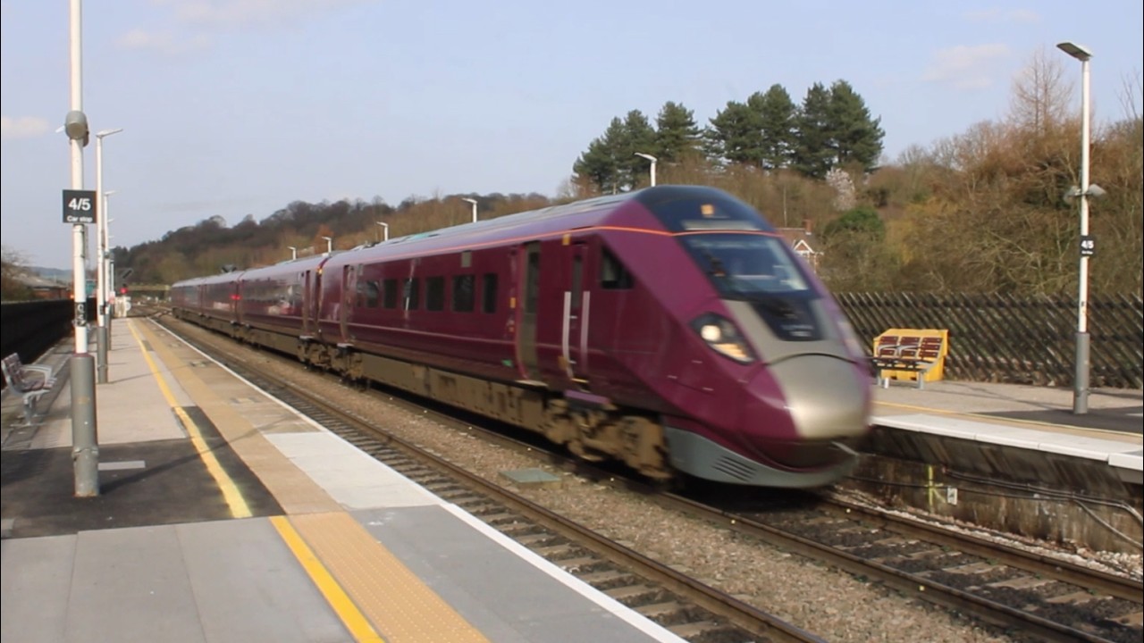 Trains at Chesterfield (05/03/2026)