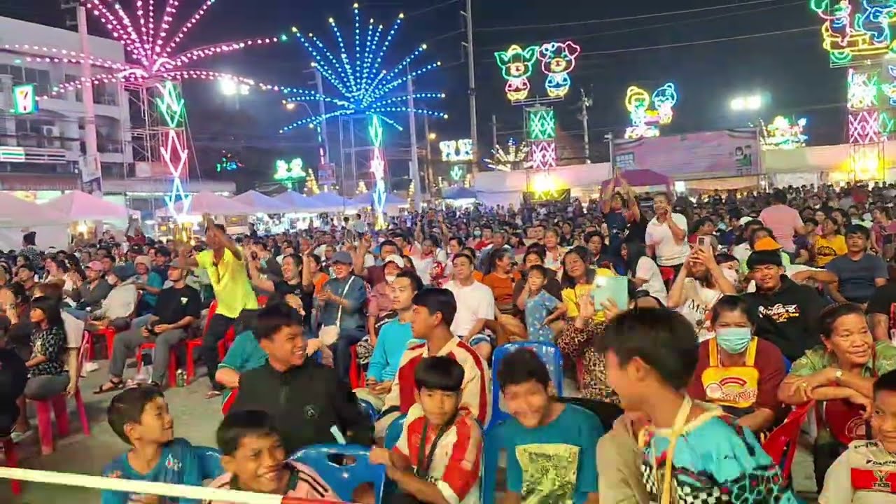 รวมคลิปคอนเสิร์ตยุค90 กับบิลลี่ โอแกน สุดมันส์ ที่งานประจำปีวัดไทรใหญ่ นนทบุรี