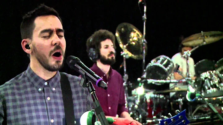 Linkin Park - &quot;Waiting For The End&quot; live at Rio+Social 2012