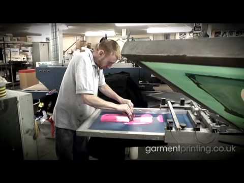 Fremtrædende bredde måle T-Shirt Screen Printing Process - YouTube