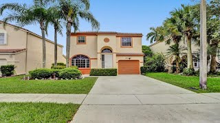 575 NW 158th Ln, Pembroke PInes, FL Presented by THE ROSELLI TEAM.