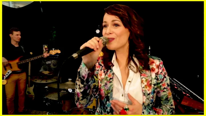 Don't Stop Me Now (Queen) || Radius feat. Maya Lis...