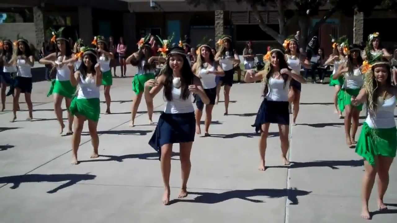 Nukukehe / Takoto - UCHS Polynesian & Tahitian Dance Teams Combining Performance