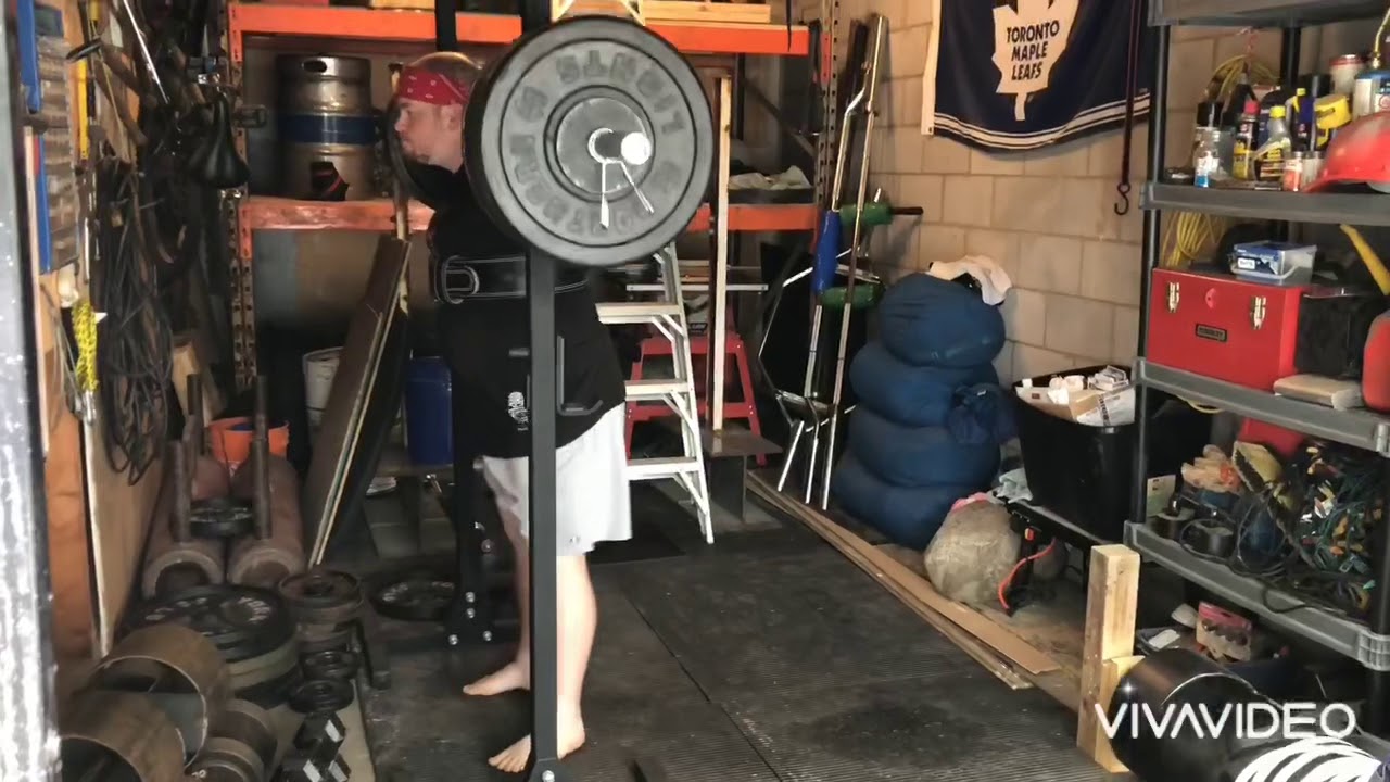 Squat 325 lbs / 148 kg, Farmers Pick 660 lbs / 300 kg