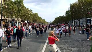 Car-Free Day in Paris on the Champs-Élysées