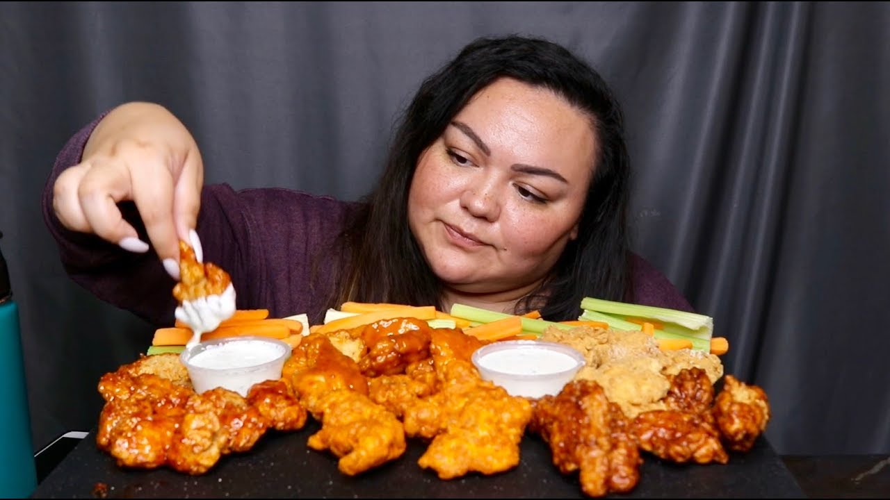 Крылышки без костей MUKBANG | Поедание блюд: настоящее преступление