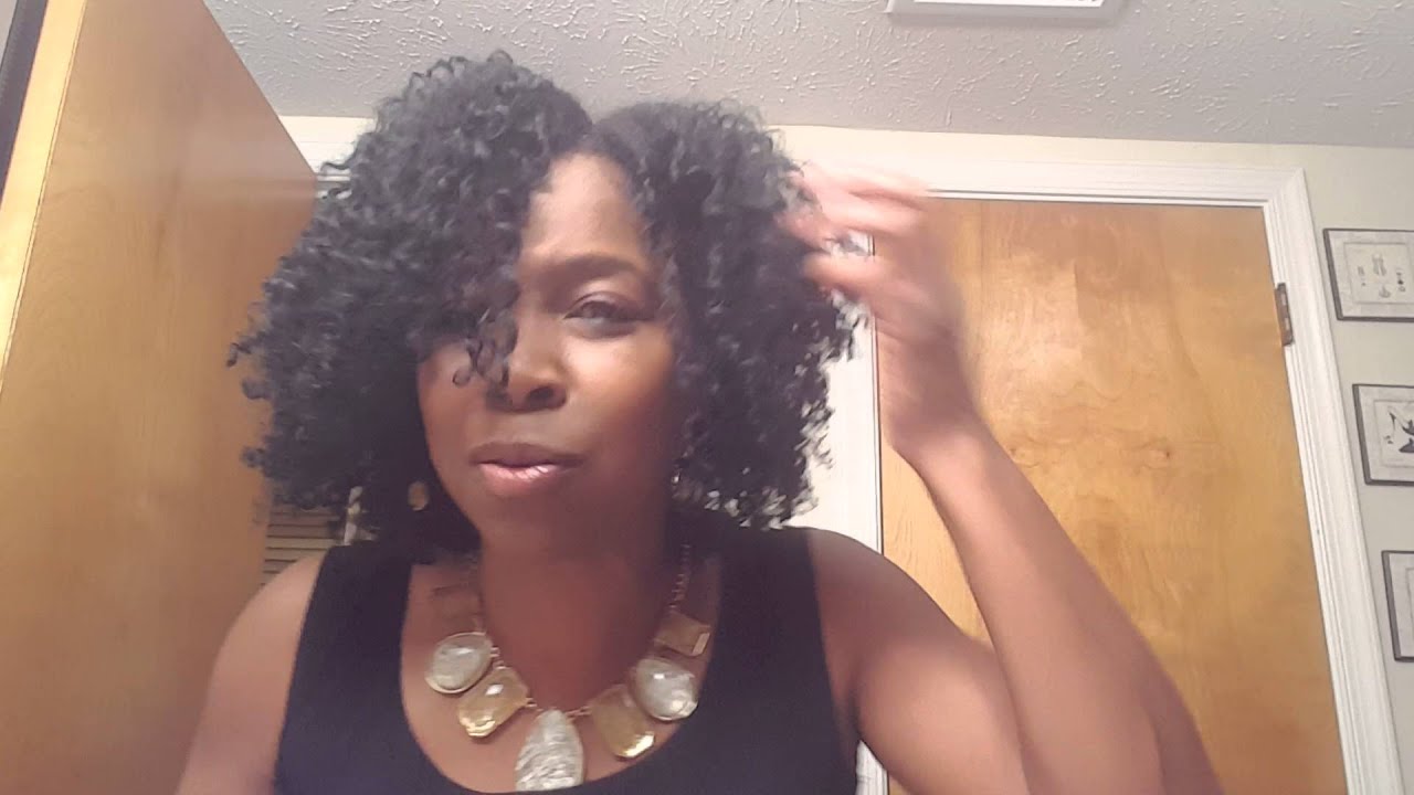 Two Strand Twist Out on Dry Stretched Hair - YouTube