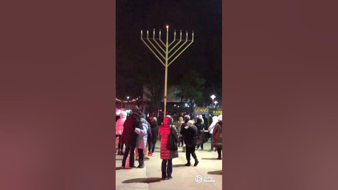 Hanukkah! NYC, Lighting of the Hanukkah Menorah חנוכה! ניו יורק