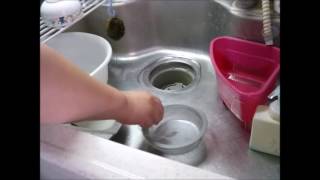 片麻痺もっちゃん☆片手で料理【水切りネットを取り付ける】